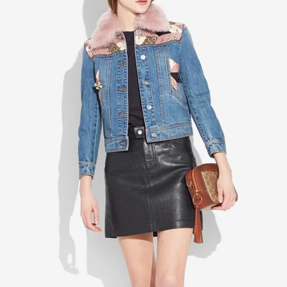 Coach Signature Canvas Camera Bag, Brown - Picture 5 of 8